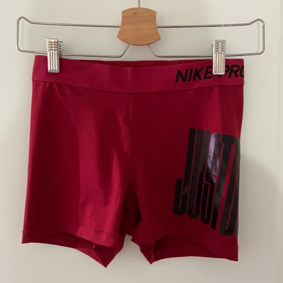 3/$25 maroon/garnet “just do it” nike pros - Picture 1 of 5
